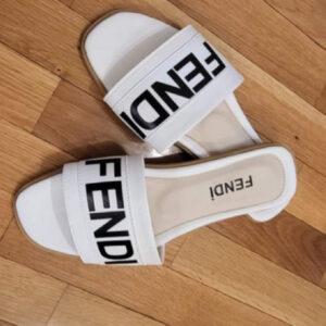 Sandalias fendi white f-135