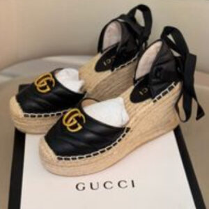 Sandalias Gucci Black G-157